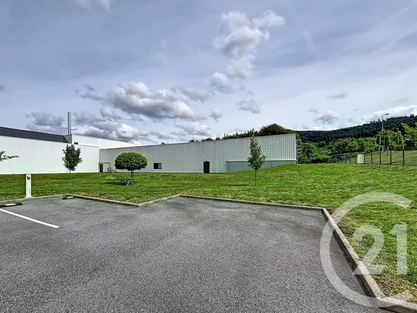 Local commercial 1338 m²