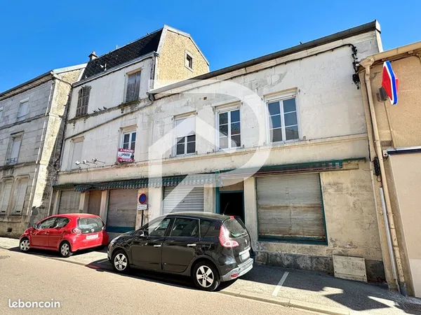 Maison 7 pièces 296 m²