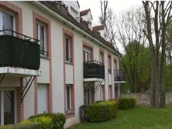 ? Bel appartement F3 meublé avec piscine ? Résidence sécurisée à Étampes