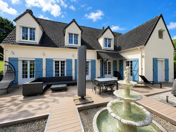 Propriété 9 pièces