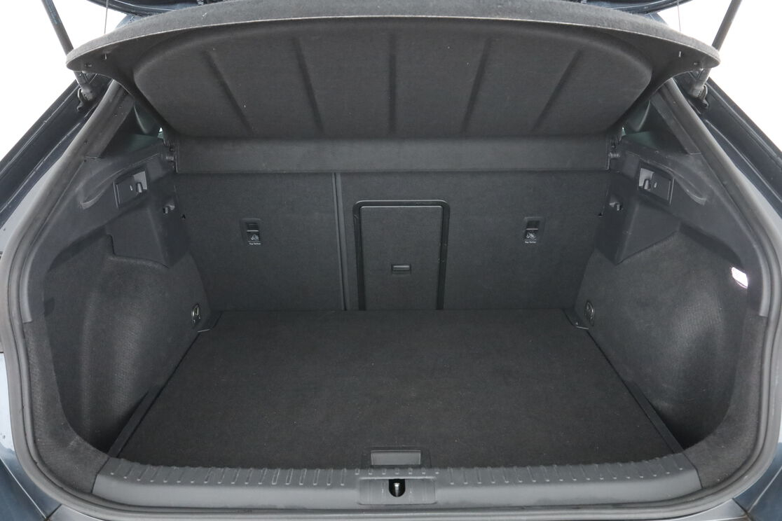 Cupra Formentor 1.5 TSI DSG7 — photo 16