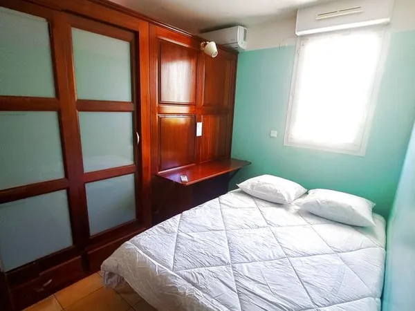 Studio 1 pièce 33 m²