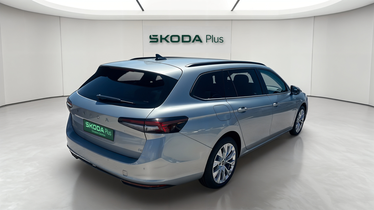 Skoda Superb Combi 1.5 TSI 204 ch PHEV DSG6 — photo 5
