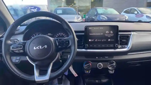 Kia Stonic 1.0 t-gdi 100 ch bvm6 — photo 5
