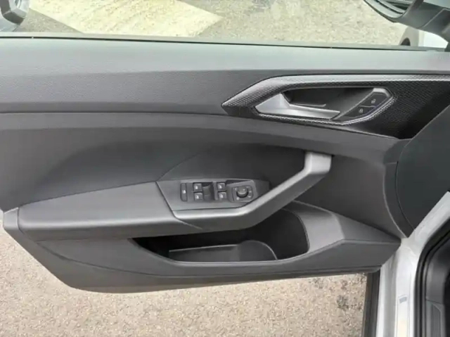 Volkswagen T-Cross 1.0 tsi 95ch life tech — photo 5