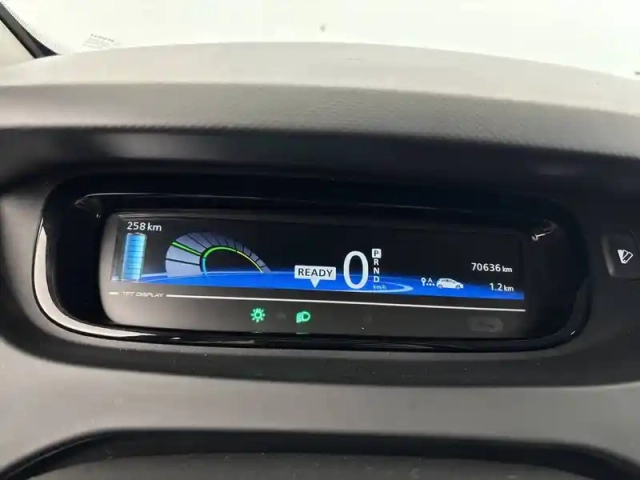 Renault Zoé zoe r110 — photo 26