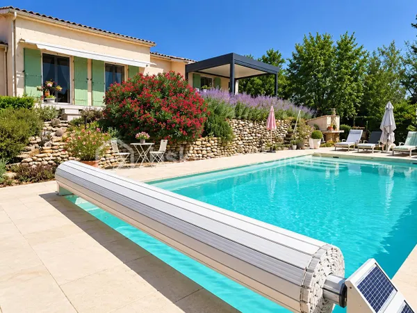 Maison 11 pièces 235 m²