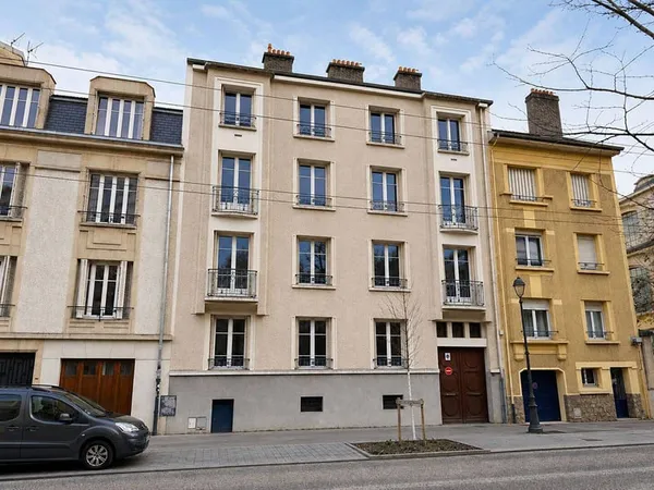 Immeuble de rapport 400 m²