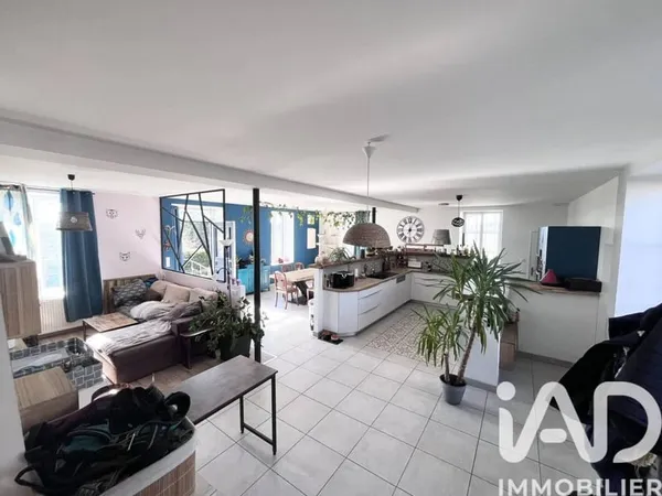 Maison 5 pièces 147 m²