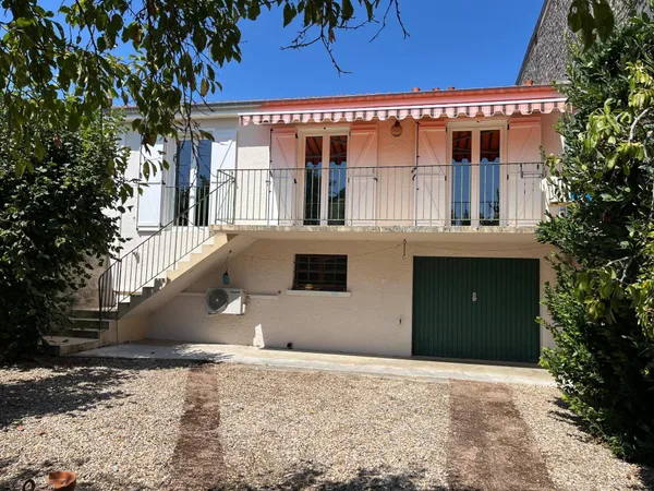 Joli pavillon sur sous-sol, centre-ville