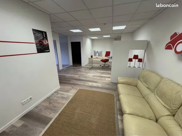 Loue Bureaux et Entrepôt Poitiers