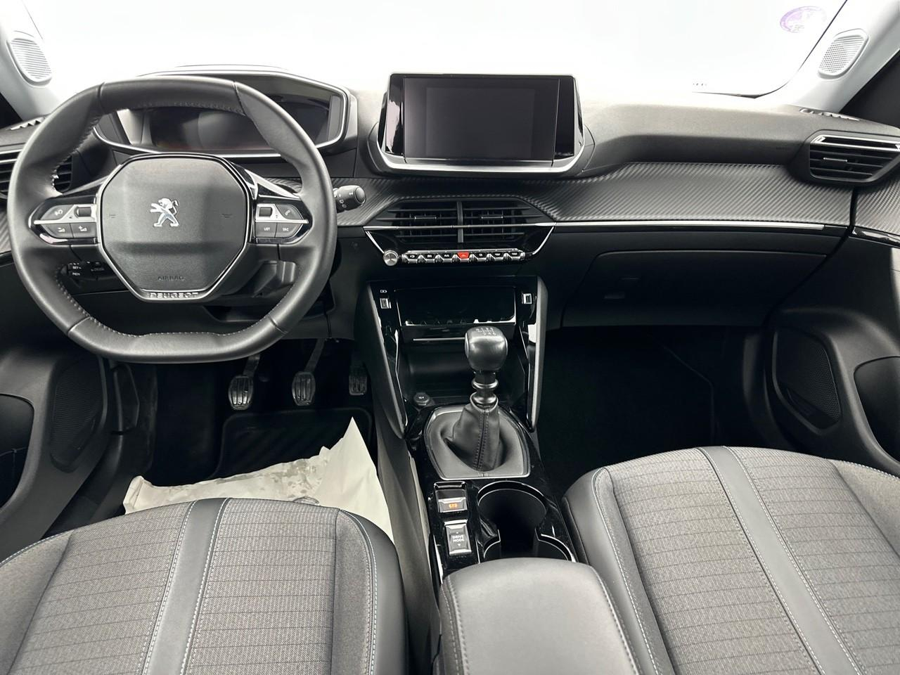 Peugeot 2008 puretech 100 s&s bvm6 allure pack — photo 11