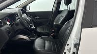 Dacia Duster 1.5 Blue dCi 115ch Prestige 4x4 — photo 12