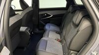 Peugeot 5008 Hybrid 145ch Allure e-DCS6 — photo 13