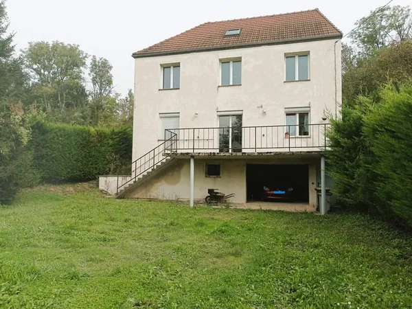 Maison 7 pièces 143 m²