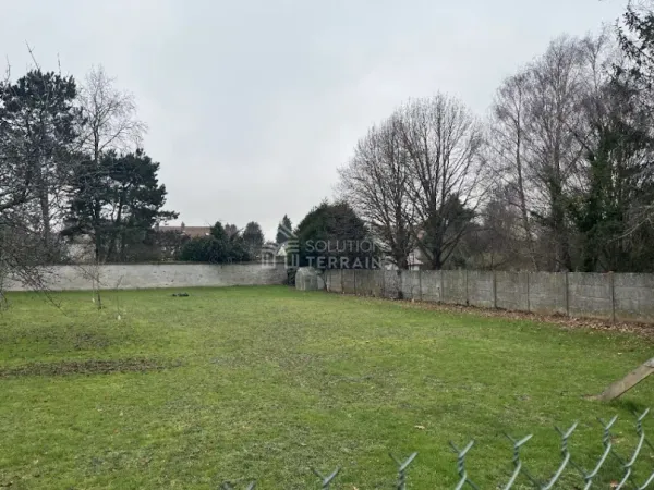 Terrain 359 m²