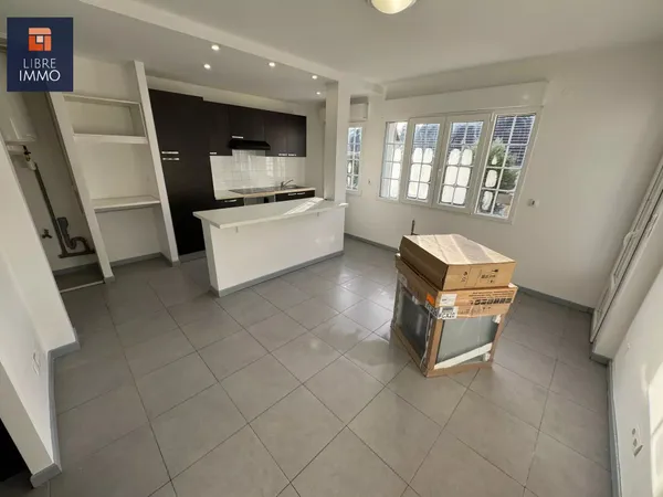 À LOUER – Appartement T3 avec balcon – Calme et proche centre-ville