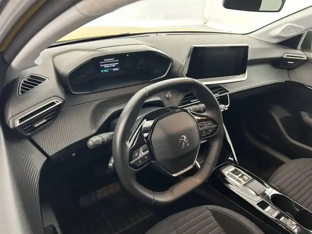 Peugeot 208 electrique 50 kwh 136ch — photo 19
