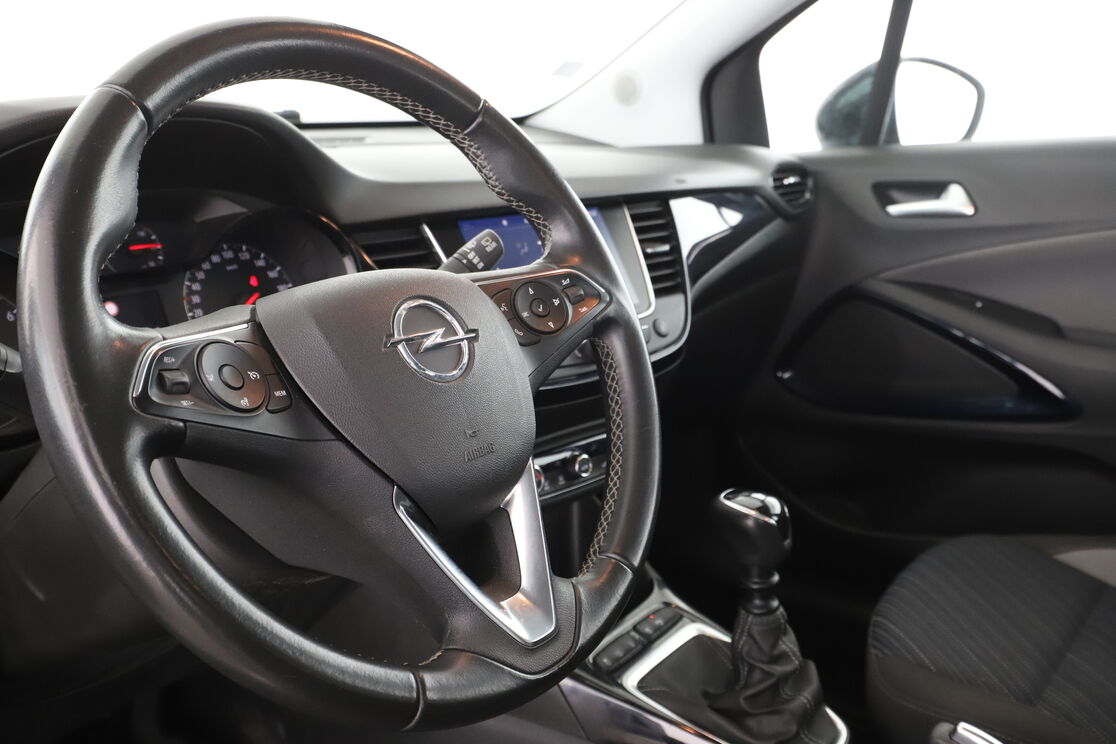 Opel Crossland X 1.2 Turbo Design 120 ans — photo 10