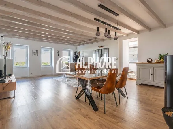 Maison 5 pièces 141 m²