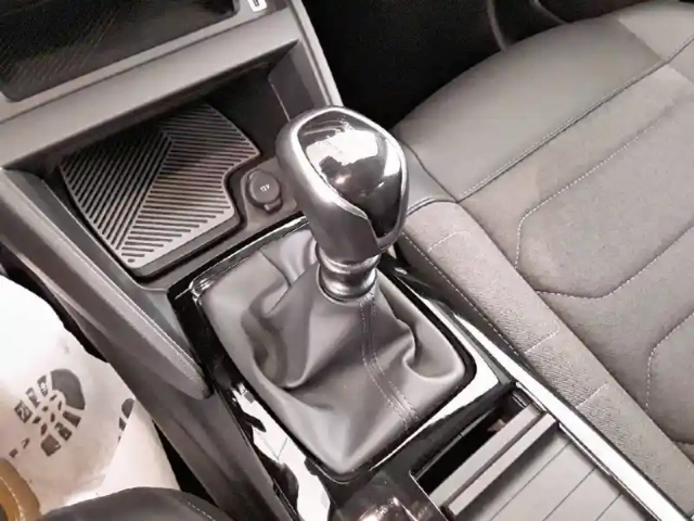 Citroën C4 puretech 130 s&amp;s bvm6 — photo 41