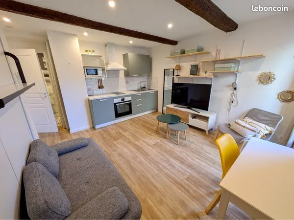 Studio a louer villeneuve loubet village