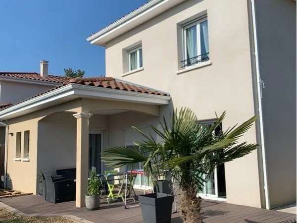 GRÉZIEU-LA-VARENNE - Maison P5 avec garage