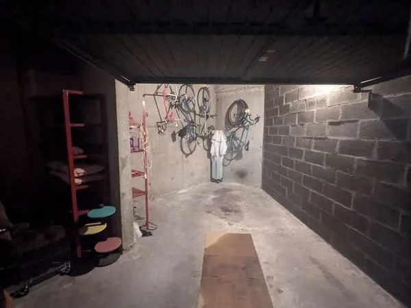 Parking 18 m²