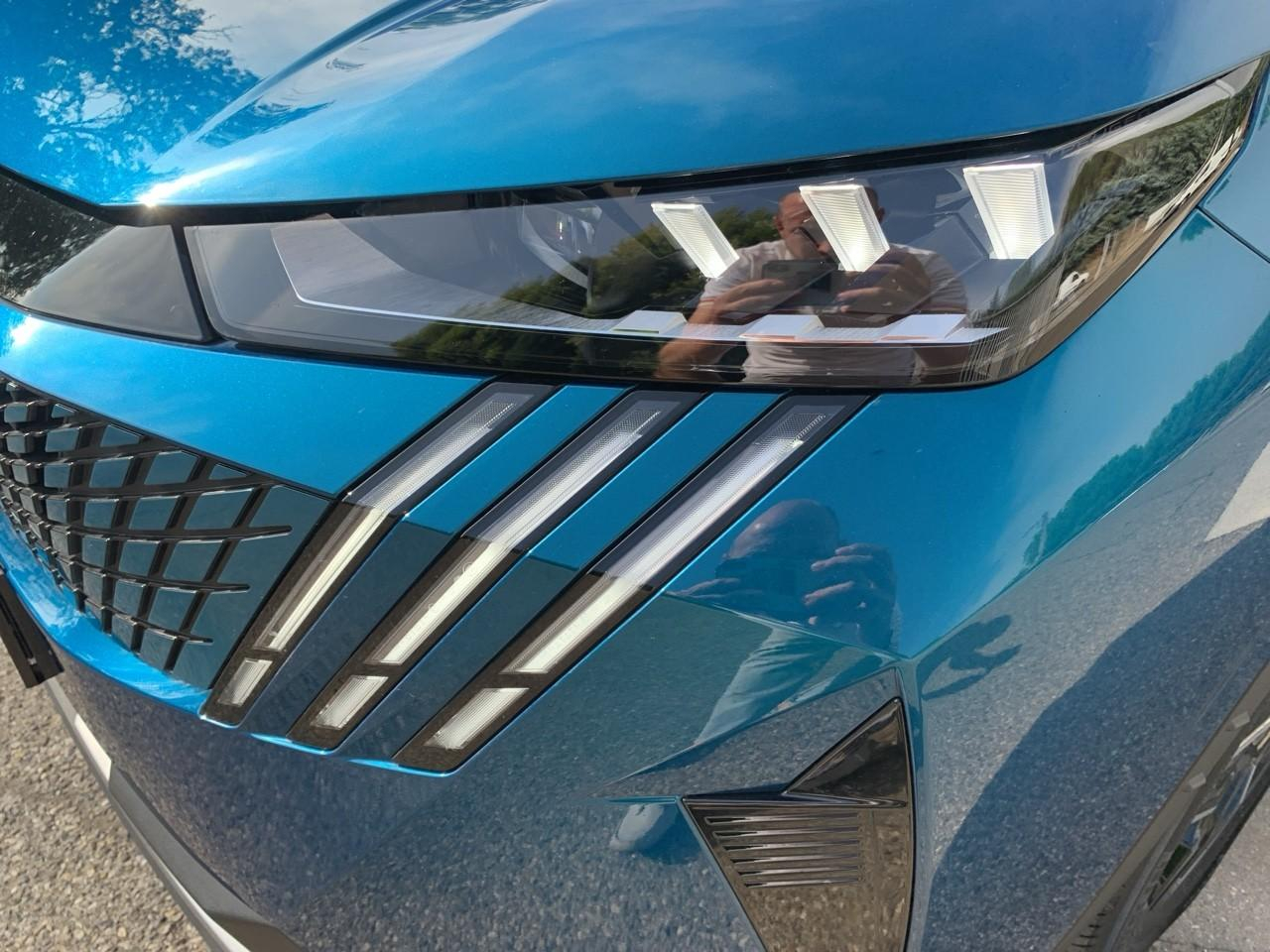 Peugeot 3008 1.2 hybrid 145ch gt e-dcs6 — photo 26