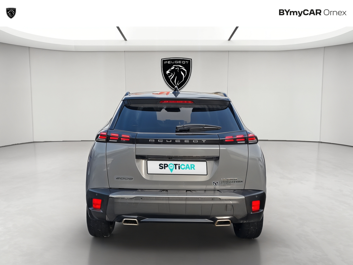 Peugeot 2008 Hybrid 145 e-DCS6 — photo 4