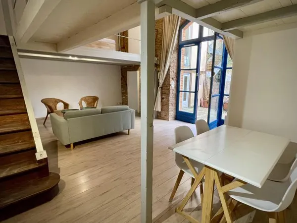 VEND APPARTEMENT CENTRE HISTORIQUE TOULOUSE DE 60m² EN CHARTREUSE AVEC TERRASSE PRIVATIVE