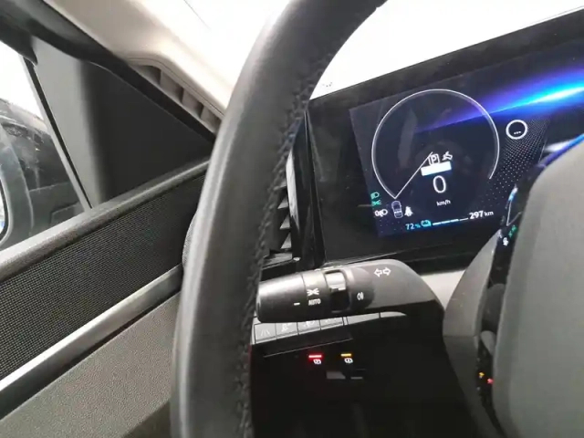 Renault Megane e-tech ev60 220 ch super charge — photo 29