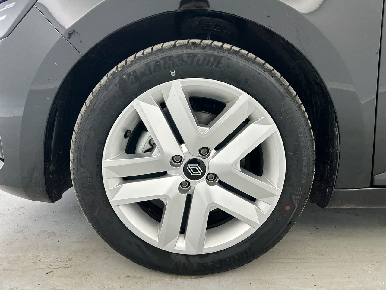 Renault Clio 5 — photo 19