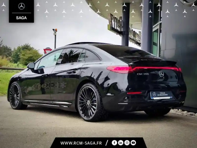 Mercedes Classe E berline 300 245ch amg line classe / 295 l — photo 2