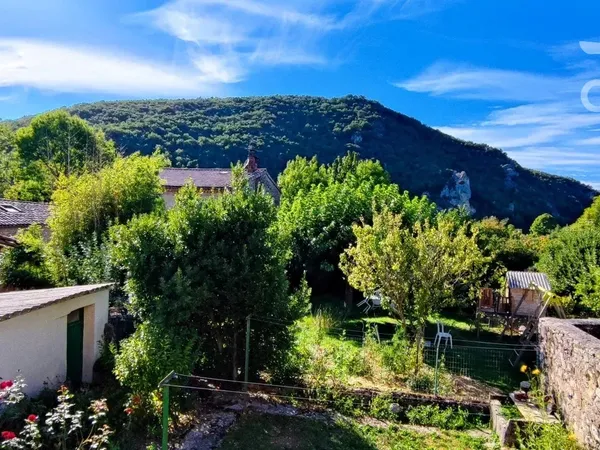 MAISON DE VILLAGE
