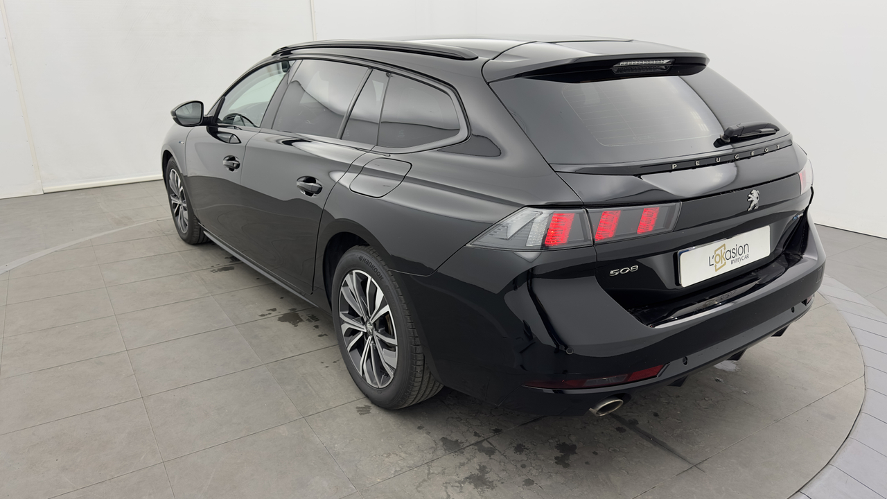 Peugeot 508 SW Hybrid 225 e-EAT8 — photo 3