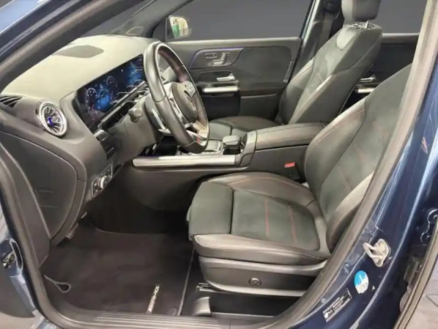 Mercedes Gla 200 d amg line — photo 12