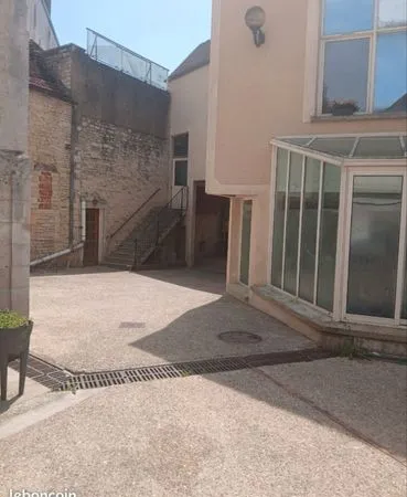 Immeuble 11 pièces 345 m²