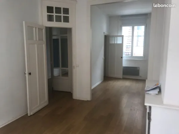 Ensemble immobilier 12 pièces 148 m²
