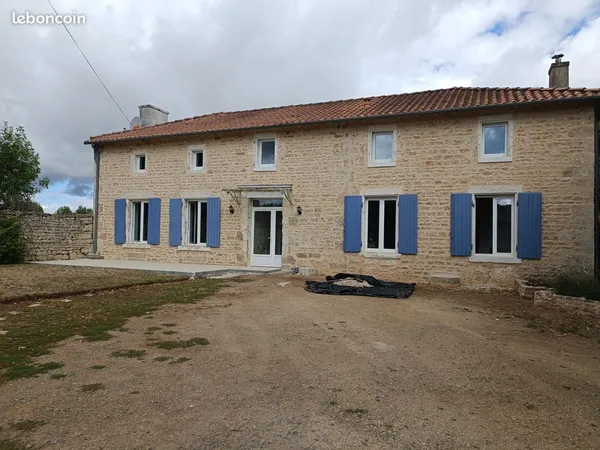 Location maison 900/mois