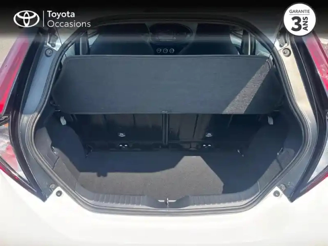 Toyota Aygo X 1.0 vvt-i 72ch dynamic — photo 10