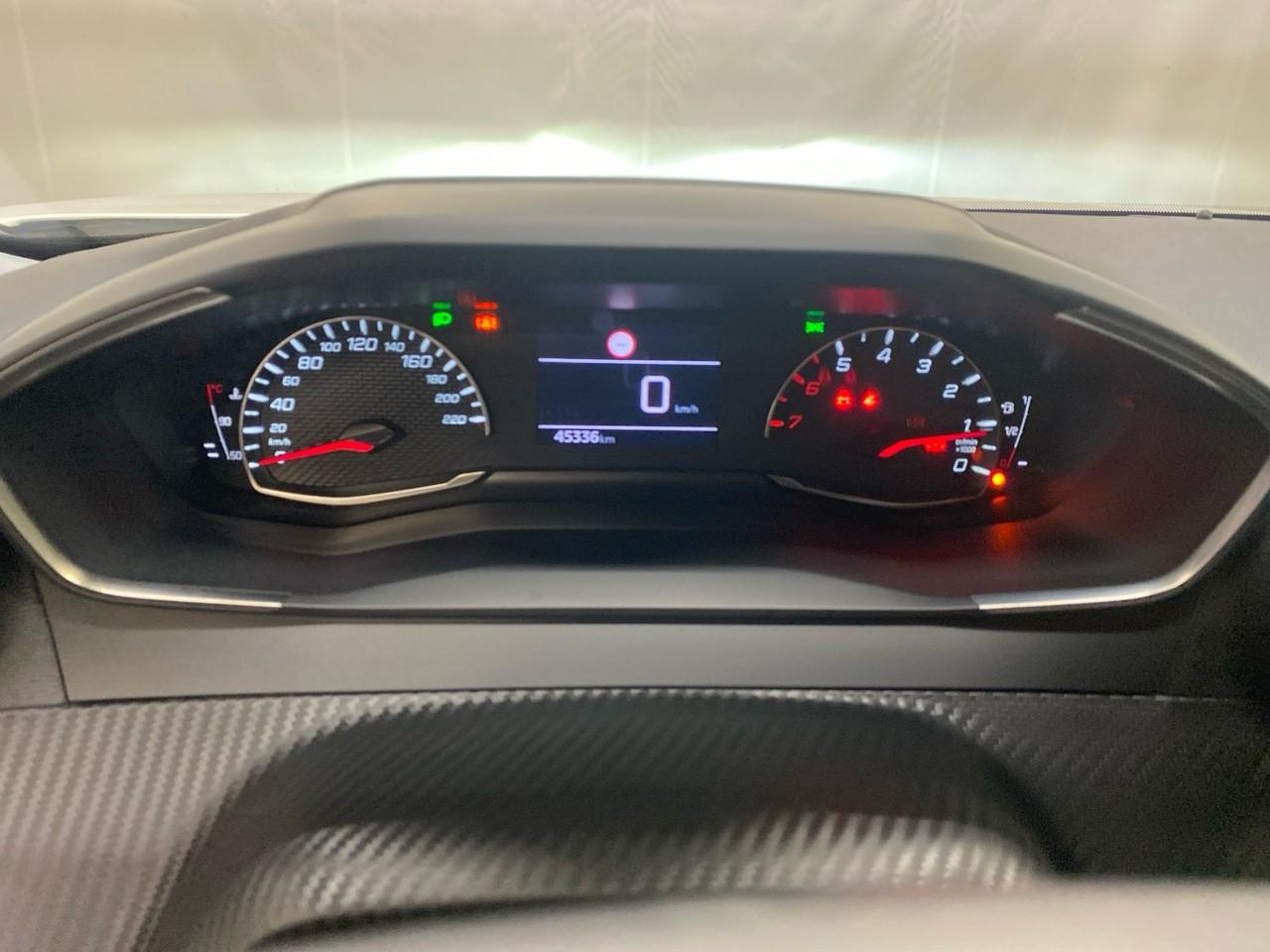 Peugeot 2008 puretech 100 s&s bvm6 style — photo 22