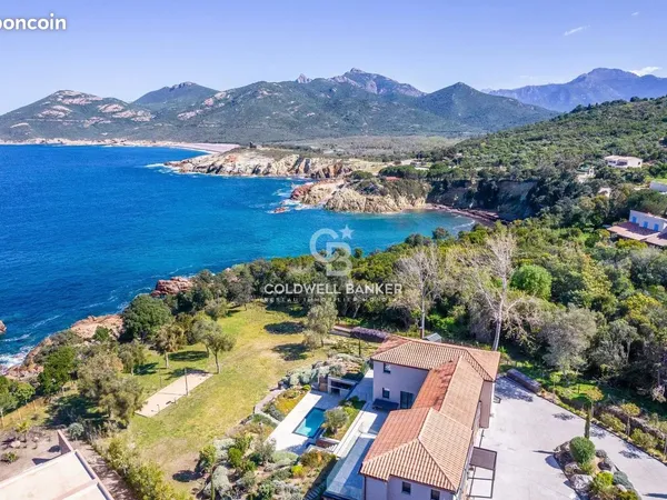 Propriété 6 pièces 285 m²