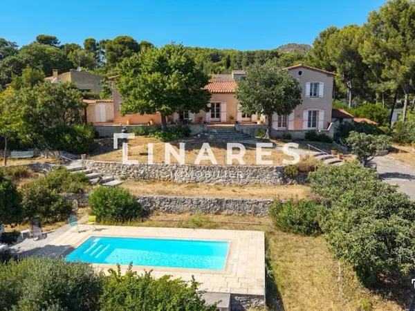Maison 6 pièces 206 m²