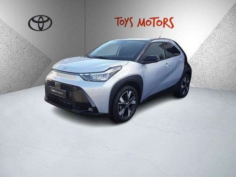Toyota AYGO Toyota Aygo X Hybride 116h Graphic — photo 1