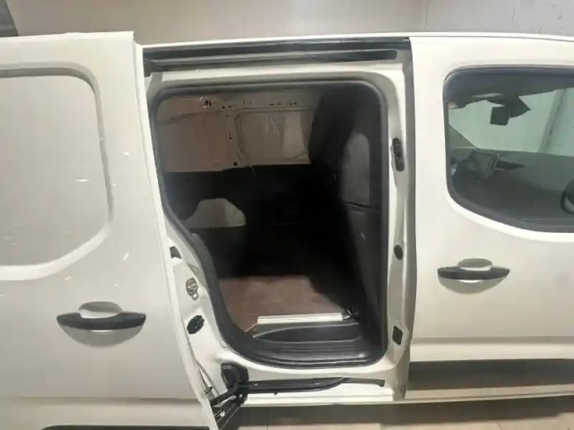Citroën Berlingo van m 650kg bluehdi 100 s&amp;s driver bvm5 — photo 11