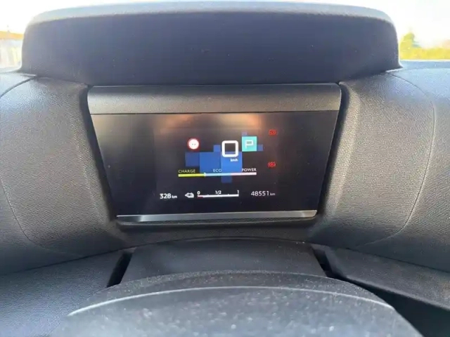 Citroën C4 e- 136 ch automatique — photo 10