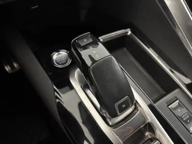 Peugeot 3008 puretech 130ch s&amp;s eat8 — photo 22