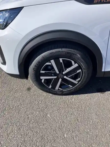 Peugeot 2008 100 s&amp;s bvm6 — photo 3