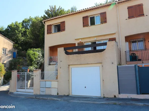 Maison de lotissement 4 pièces 93 m2